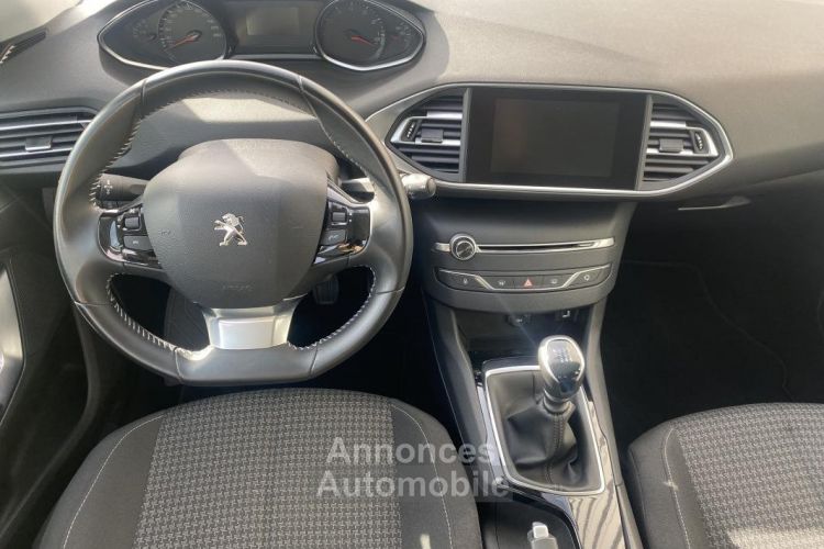 Peugeot 308 ACTIVE 1.2 PT 130 BVM6 GPS - <small></small> 15.990 € <small>TTC</small> - #6