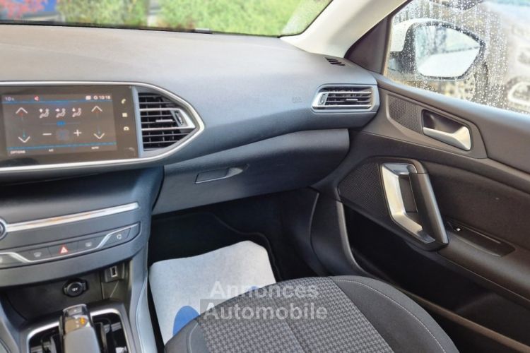 Peugeot 308 BlueHDi 130ch SetS EAT8 Active Business - <small></small> 15.690 € <small>TTC</small> - #21