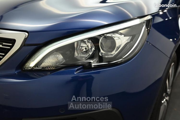 Peugeot 308 BlueHDi 130ch S&S BVM6 Allure - <small></small> 13.990 € <small>TTC</small> - #15