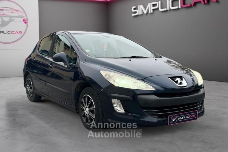 Peugeot 308 BUSINESS 1.6 HDi 92ch Business - <small></small> 4.590 € <small>TTC</small> - #1