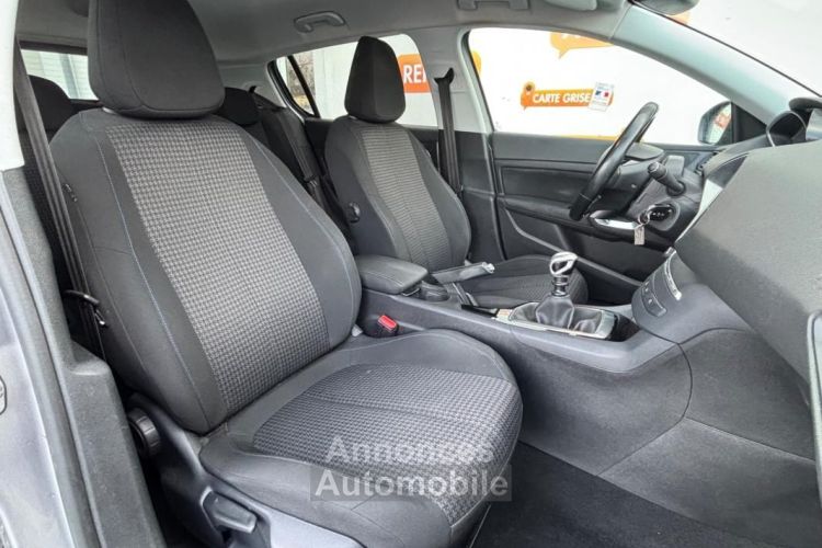 Peugeot 308 GEN II 110ch STYLE APPLE CARPLAY CAMERA DE RECUL COURROIE OK - <small></small> 8.990 € <small>TTC</small> - #11