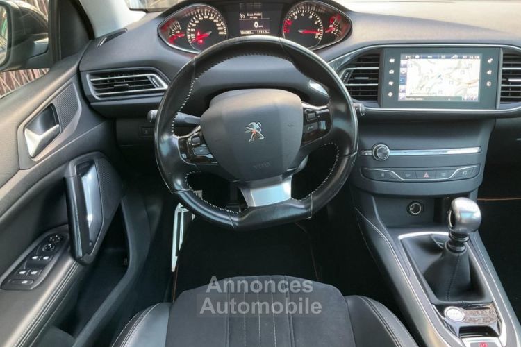 Peugeot 308 GENERATION-II 1.2 130 FELINE START-STOP ENTRETIEN CONSTRUCTEUR - <small></small> 7.480 € <small>TTC</small> - #13