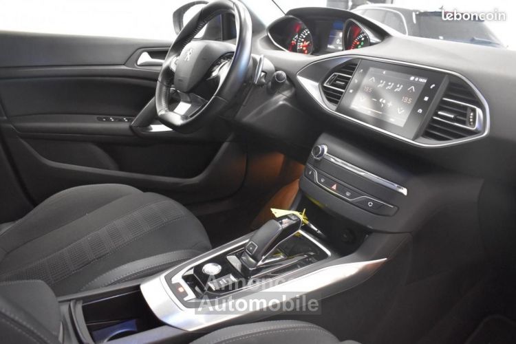 Peugeot 308 GENERATION-II 1.2 130CH ALLURE TVA RECUPERABLE SUIVI GARANTIE 6 à 60 MOIS - <small></small> 11.990 € <small>TTC</small> - #11