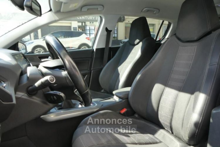 Peugeot 308 GENERATION-II 1.2 PURETECH 110 ACCESS BC START-STOP - <small></small> 7.290 € <small>TTC</small> - #10