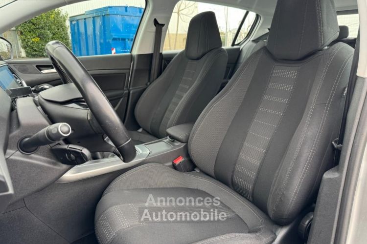 Peugeot 308 GENERATION-II 1.2 PURETECH 110CH ALLURE (DISTRI CHANGEE) - <small></small> 6.990 € <small>TTC</small> - #11