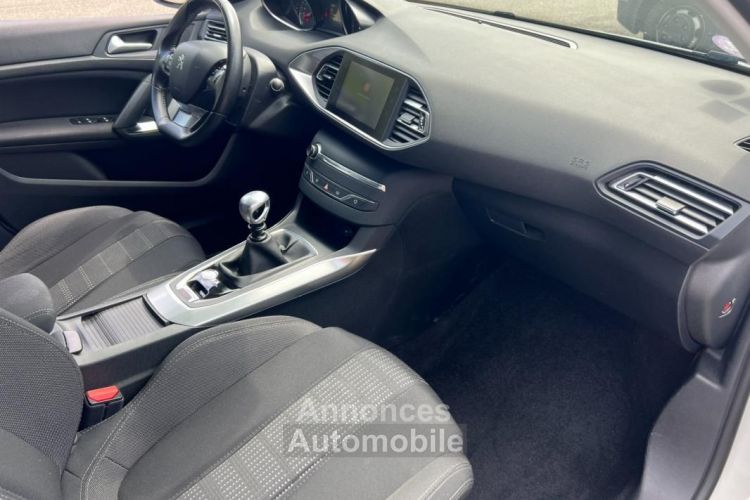 Peugeot 308 GENERATION-II 1.2 PURETECH 130 CV ALLURE S&S Entretien 100 % Peugeot, Courroie de dis... - <small></small> 8.990 € <small>TTC</small> - #20