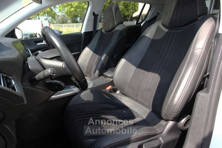 Peugeot 308 GENERATION-II 1.2 PURETECH 130 FELINE EAT BVA STAR - <small></small> 9.990 € <small>TTC</small> - #11