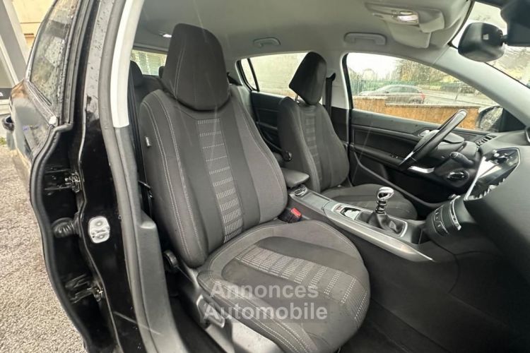 Peugeot 308 GENERATION-II 1.2 PURETECH 130CH ALLURE START-STOP - <small></small> 7.490 € <small>TTC</small> - #12