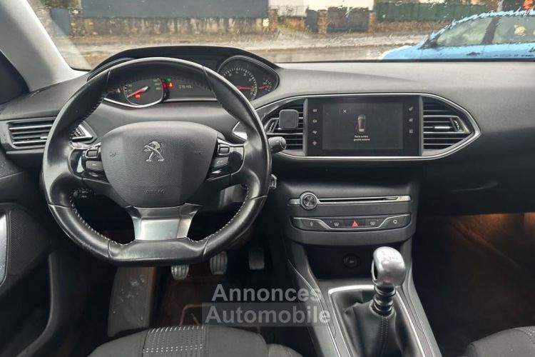 Peugeot 308 GENERATION-II 1.2 PURETECH 130CH ALLURE START-STOP - <small></small> 7.490 € <small>TTC</small> - #16