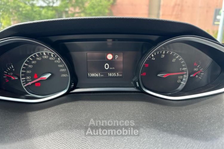 Peugeot 308 GENERATION-II 1.5 BLUEHDI 130 ALLURE BUSINESS EAT BVA EAT8 CAM 360° CARPLAY LINE ASSIST - <small></small> 11.990 € <small>TTC</small> - #11