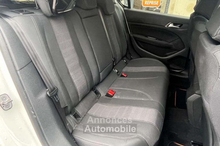 Peugeot 308 GENERATION-II 1.5 BLUEHDI 130CH BUSINESS EAT8 ENTRETIEN PEUGEOT-CHAINE NEUVE - <small></small> 12.990 € <small>TTC</small> - #16