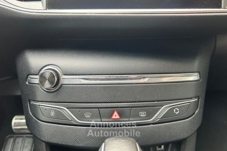 Peugeot 308 GT 2.0 BLUEHDI 180 CH BVA CARPLAY FRONT ASSIST LINE - <small></small> 13.990 € <small>TTC</small> - #15