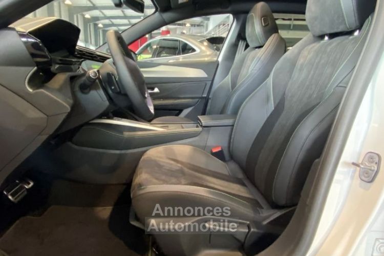 Peugeot 308 GT HYBRID 180e-EAT8 - <small></small> 40.990 € <small>TTC</small> - #12