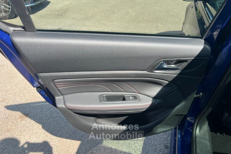 Peugeot 308 GT Line EAT8 130ch - CAM - APPLE CARPLAY -ENTRETIEN - <small></small> 14.490 € <small>TTC</small> - #25