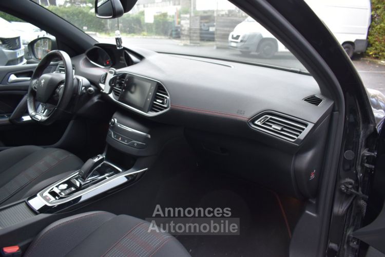 Peugeot 308 GT LINE Phase II 1.2 THP Puretech EAT8 130 cv Boîte auto Courroie faite - <small></small> 12.990 € <small>TTC</small> - #18