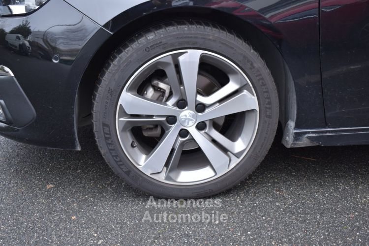 Peugeot 308 GT LINE Phase II 1.2 THP Puretech EAT8 130 cv Boîte auto Courroie faite - <small></small> 12.990 € <small>TTC</small> - #22