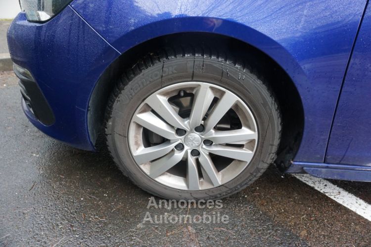 Peugeot 308 GT Line THP 130 ch EAT8 - <small></small> 17.190 € <small>TTC</small> - #25