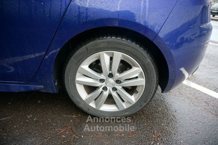 Peugeot 308 GT Line THP 130 ch EAT8 - <small></small> 17.190 € <small>TTC</small> - #27