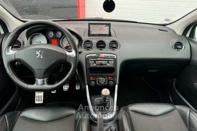 Peugeot 308 GTI 1.6 THP 200cv TURBO Toit panoramique GPS- Semi cuir- regulateur de vitesse radar av -ar - <small></small> 7.590 € <small>TTC</small> - #4