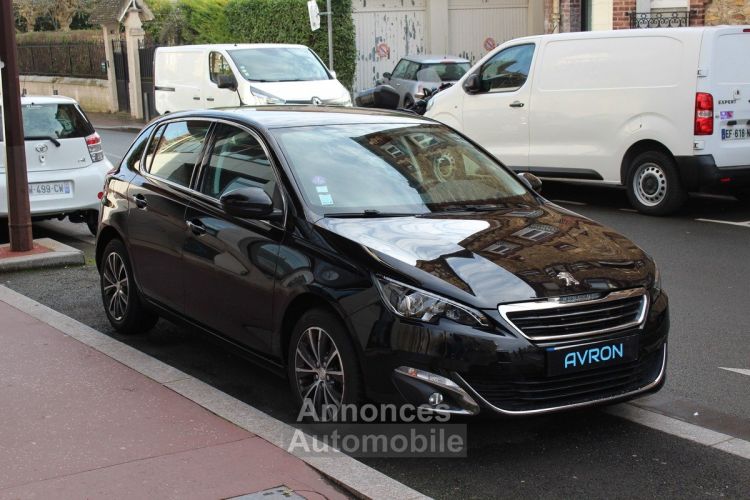 Peugeot 308 II 1.2 130 S&S ALLURE - <small></small> 7.990 € <small>TTC</small> - #19