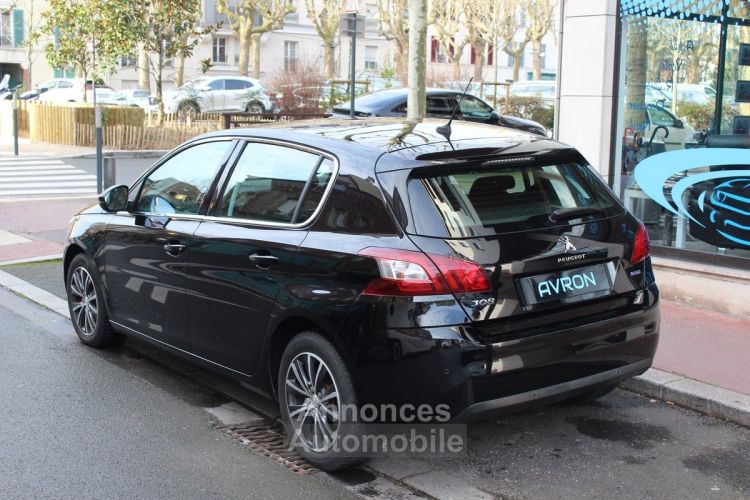 Peugeot 308 II 1.2 130 S&S ALLURE - <small></small> 7.990 € <small>TTC</small> - #20