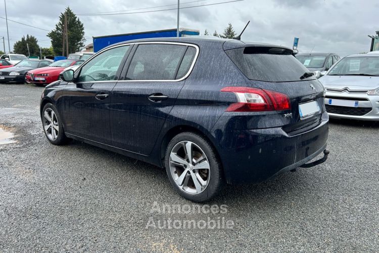 Peugeot 308 II 1.2 l 130 cv 2015 Essence Distribution neuve Crit'air 1 - <small></small> 8.950 € <small>TTC</small> - #3