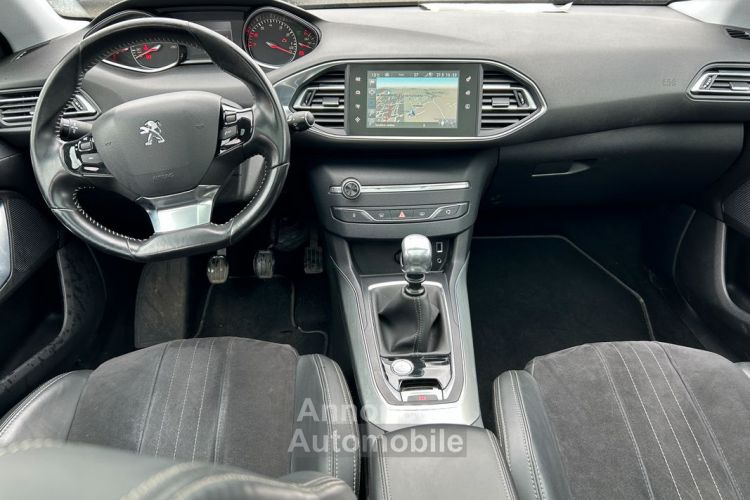 Peugeot 308 II 1.2 l 130 cv 2015 Essence Distribution neuve Crit'air 1 - <small></small> 8.950 € <small>TTC</small> - #5