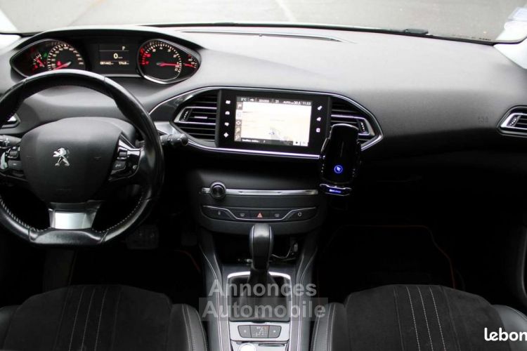 Peugeot 308 II 1.2 PURETECH 130 FELINE EAT6 DISTRIBUTION A JOUR - <small></small> 8.990 € <small>TTC</small> - #17