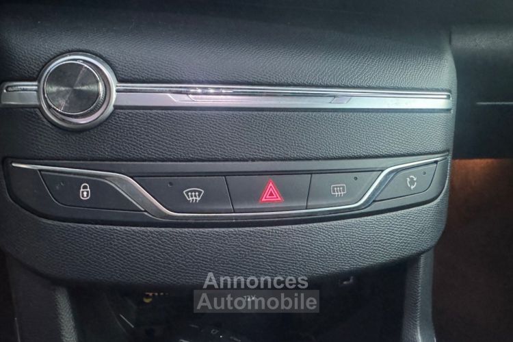 Peugeot 308 II 1.2 PureTech 130ch Active Business EAT6 - <small></small> 8.490 € <small>TTC</small> - #19