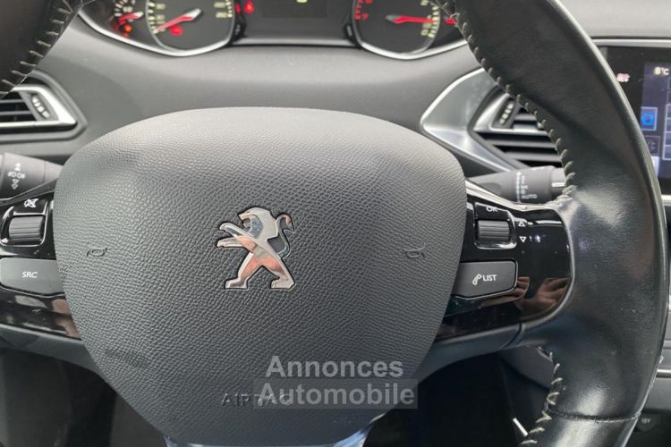 Peugeot 308 II 1.2 PureTech S&S 130 EAT6 Allure - <small></small> 10.390 € <small>TTC</small> - #26