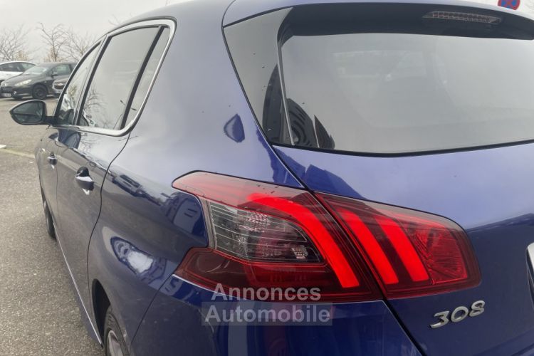 Peugeot 308 II 1.5 BlueHDi 130 cv GT-Line - <small></small> 13.690 € <small>TTC</small> - #29