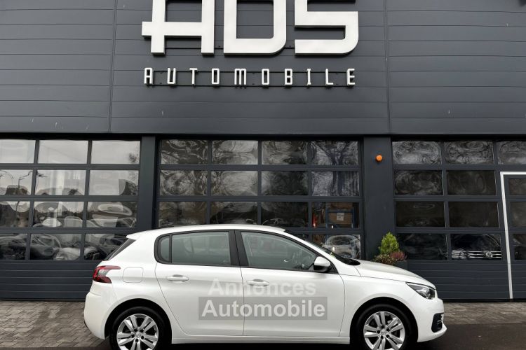 Peugeot 308 II 1.5 BlueHDi 130ch S&S Active Business EAT8 / À PARTIR DE 203,68 € * - <small></small> 15.990 € <small>TTC</small> - #6