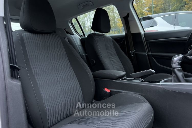 Peugeot 308 II 1.6 BLUE HDI 100 Cv ECRAN GPS TACTILE BLUETOOTH ATTELAGE REGULATEUR - GARANTIE 1 AN - <small></small> 9.970 € <small>TTC</small> - #9