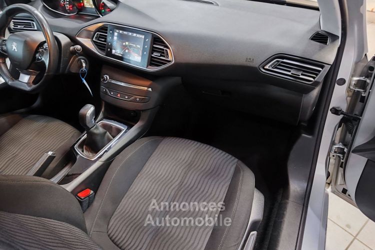 Peugeot 308 II 1.6 HDi FAP 92ch Style 5p - <small></small> 8.790 € <small>TTC</small> - #8