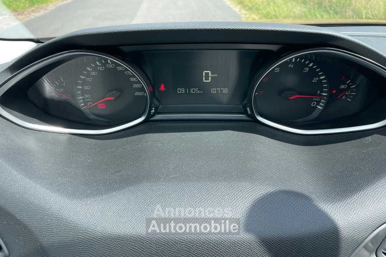 Peugeot 308 II (2) 1.2 PURETECH 110ch ACCESS - <small></small> 7.990 € <small>TTC</small> - #13