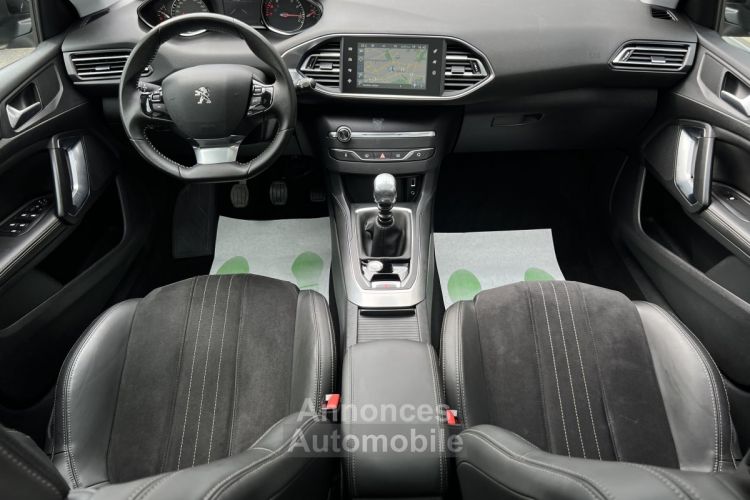 Peugeot 308 II FELINE 1.2 130 Cv PREMIERE MAIN / KEYLESS CAMERA TOIT PANO CRIT AIR 1 - GARANTIE 1 AN - <small></small> 10.870 € <small>TTC</small> - #7