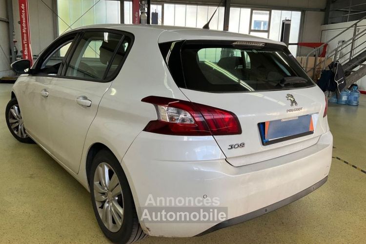 Peugeot 308 II PACK ACTIVE 1.6 THP 16V 125 cv Garantie 12 mois - <small></small> 7.990 € <small>TTC</small> - #2