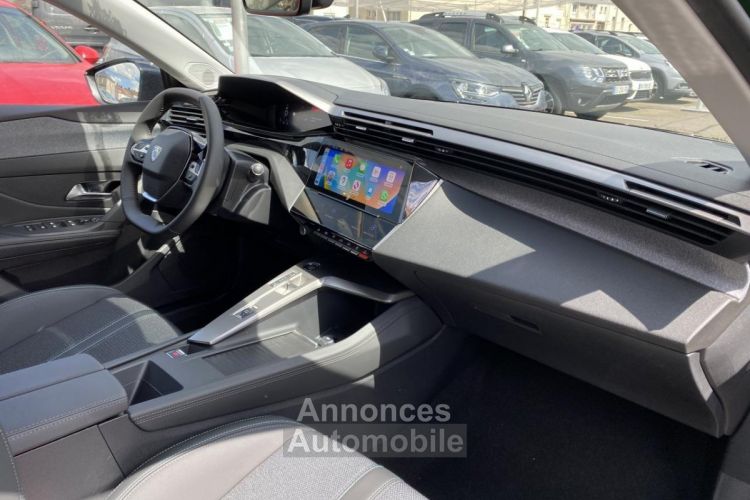 Peugeot 308 III 1.2 HYBRID 136 ALLURE e-DCS6 AVEC PACK VISION 360° / PACK ACCESS - <small></small> 28.900 € <small></small> - #6