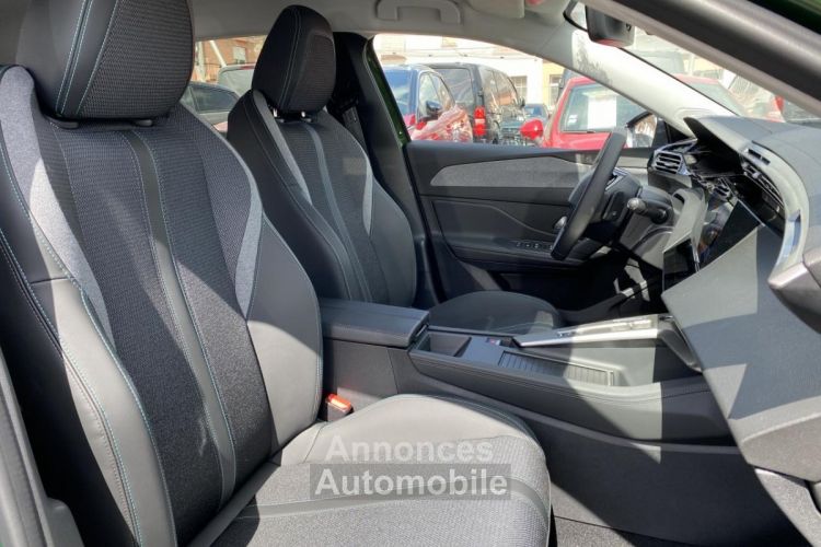 Peugeot 308 III 1.2 HYBRID 136 ALLURE e-DCS6 AVEC PACK VISION 360° / PACK ACCESS - <small></small> 28.900 € <small></small> - #7