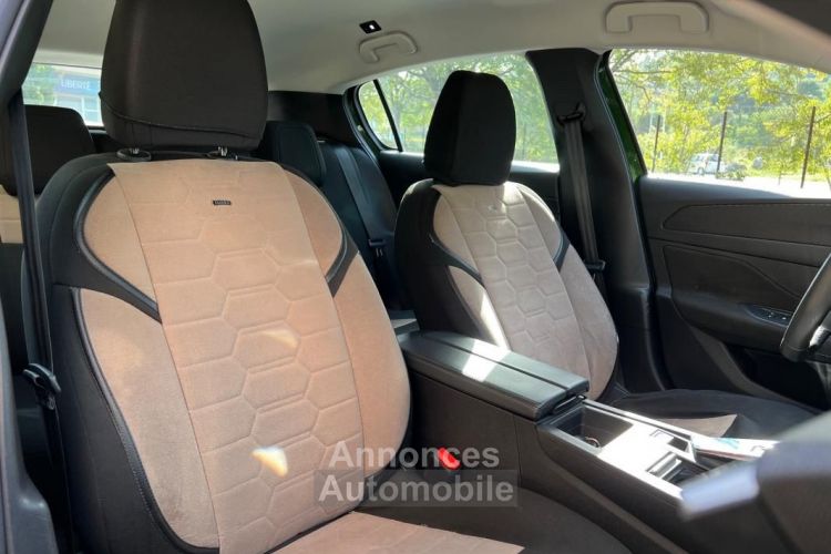 Peugeot 308 III 1.5 BLEUHDi 130CH S&S ACTIVE PACK EAT8 - <small></small> 19.490 € <small>TTC</small> - #17