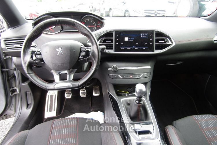 Peugeot 308 III GT-LINE 130 CV ESSENCE GPS 3D CAMÉRA USB JA 17 FULL LEDS BLUETOOTH RÉGULATEUR - <small></small> 12.900 € <small>TTC</small> - #11