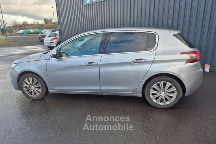 Peugeot 308 Peugeot 308 II 1.2 PureTech 110ch S&S Allure Pack / 17 - <small></small> 10.790 € <small></small> - #25