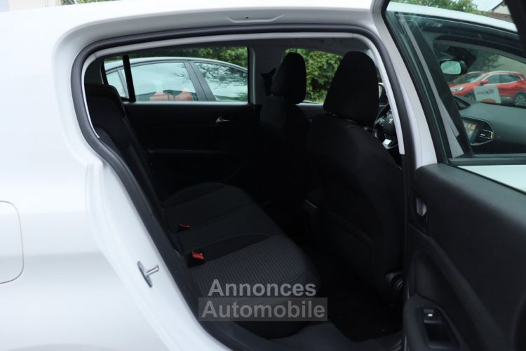 Peugeot 308 Ph2 1.5 BlueHDi 102 Business BVM6 (Carplay,,Radars,Régulateur) - <small></small> 11.990 € <small>TTC</small> - #18