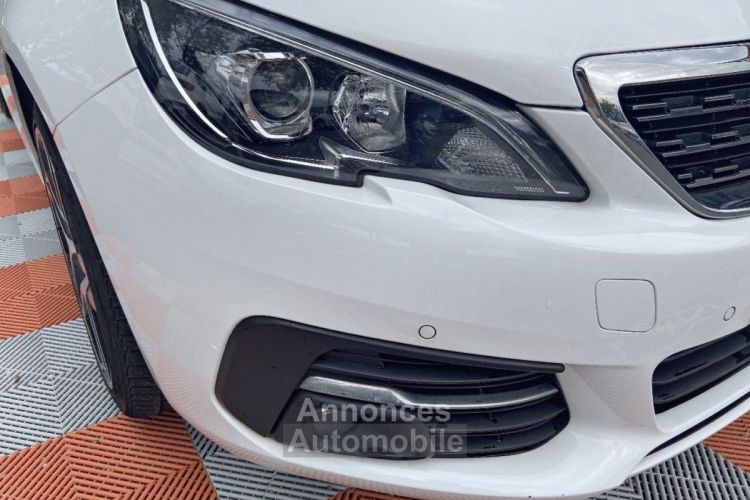 Peugeot 308 PURETECH 130 ALLURE EAT8 JA19' TOIT PANO - <small></small> 16.450 € <small>TTC</small> - #18