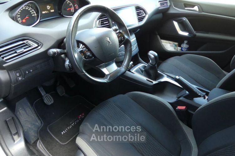 Peugeot 308 STYLE 110 CH - <small></small> 11.290 € <small>TTC</small> - #12