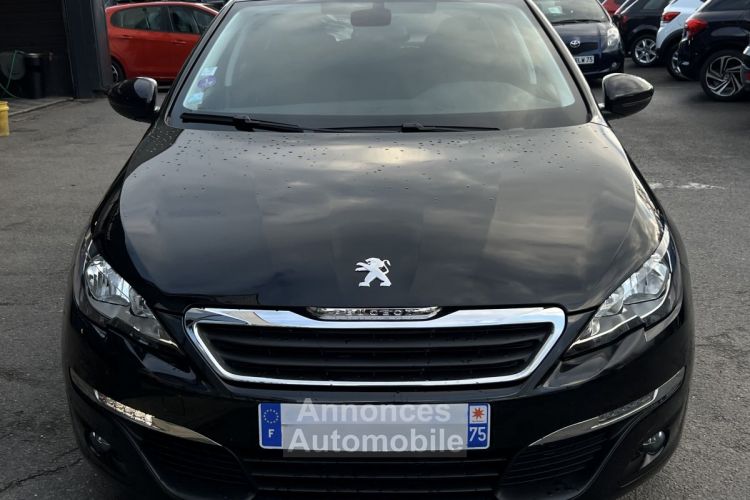 Peugeot 308 STYLE 1.2 110 Cv PREMIERE MAIN / 14 100 Kms ECRAN TACTILE CRIT AIR 1 - GARANTIE 1 AN - <small></small> 10.970 € <small>TTC</small> - #3