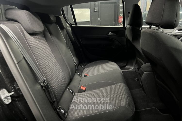 Peugeot 308 STYLE 1.2 110 Cv PREMIERE MAIN / 14 100 Kms ECRAN TACTILE CRIT AIR 1 - GARANTIE 1 AN - <small></small> 10.970 € <small>TTC</small> - #17