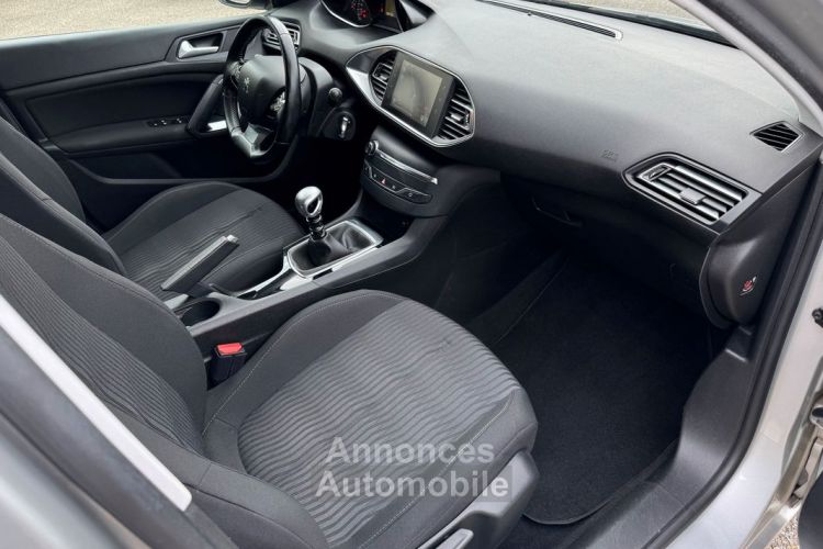 Peugeot 308 Style 1.6 BlueHDI 120 Cv Bluetooth-Climatisation-Gps-Jantes Aluminium - <small></small> 11.990 € <small>TTC</small> - #5