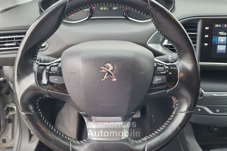 Peugeot 308 SW 110ch SS BVM5 Active//GARANTIE 12 MOIS// - <small></small> 5.990 € <small>TTC</small> - #13