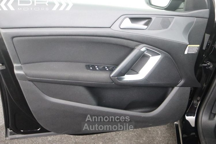 Peugeot 308 SW 1.2 Aut .PureTech ACTIVE - NAVI MIRROR LINK - <small></small> 15.495 € <small>TTC</small> - #39